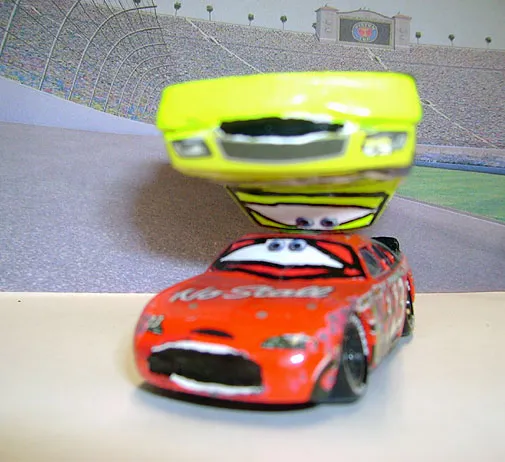 /img/53054-diecast-car-mistakes.webp