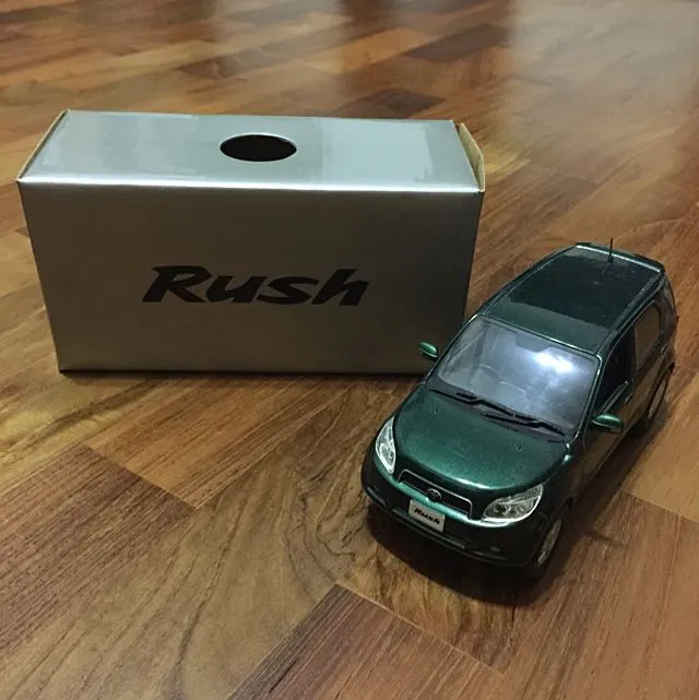 /img/53076-toyota-rush-diecast-collection.webp