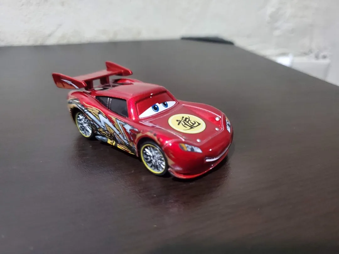 /img/53080-carreras-diecast-market.webp