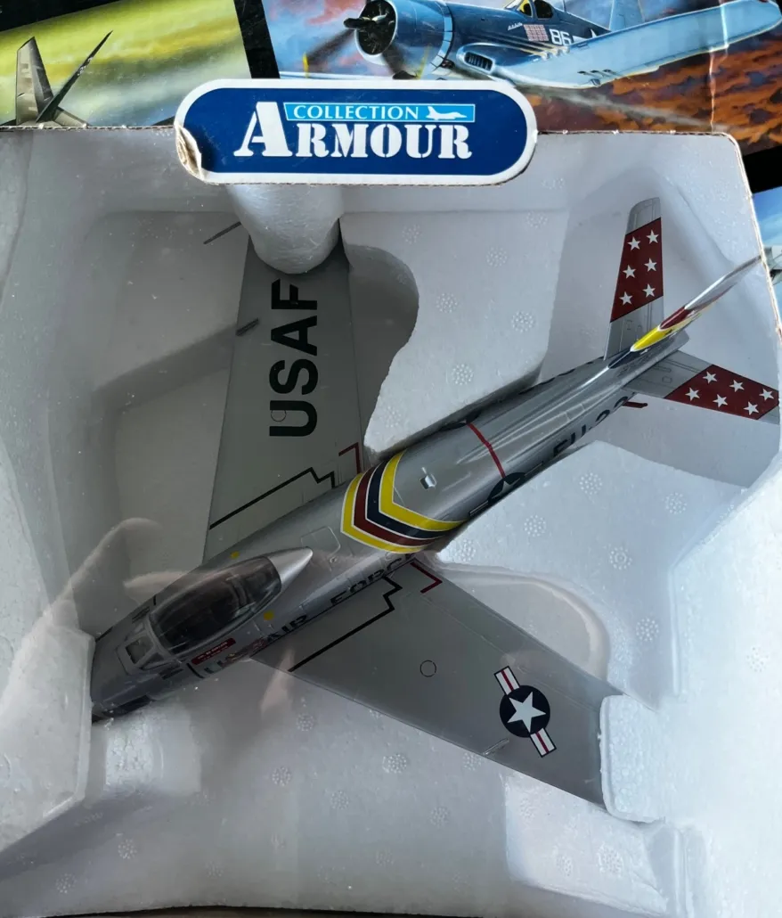 53097 b17 flying fortress model