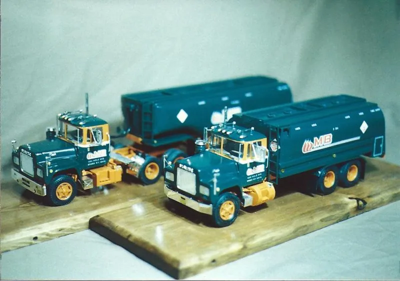 /img/53124-diecast-oil-trucks-market.webp