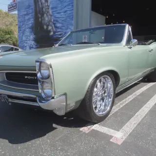 /img/53149-diecast-collection-display.webp