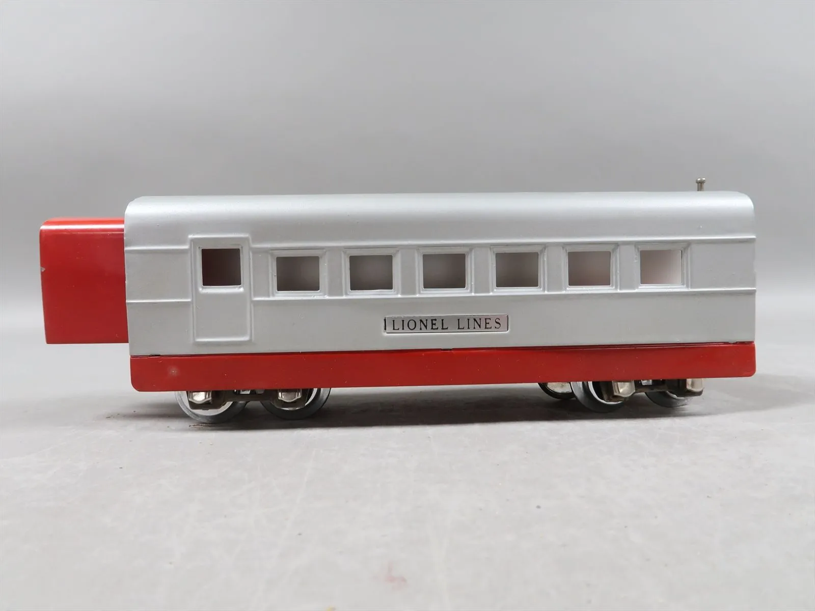 53151 lionel diecast display