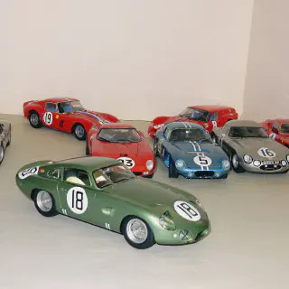 /img/53167-lemans-66-diecast-collection.webp