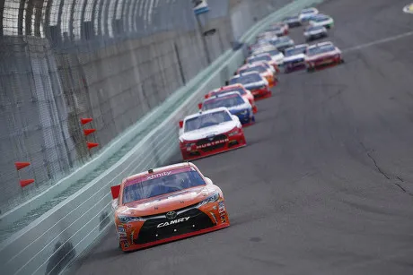 53190 elliott sadler diecast