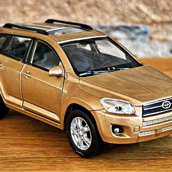 53226 toyota tacoma diecast models 4