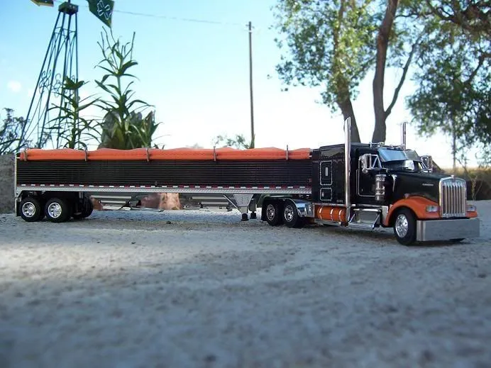 53245 western star 4900 diecast model