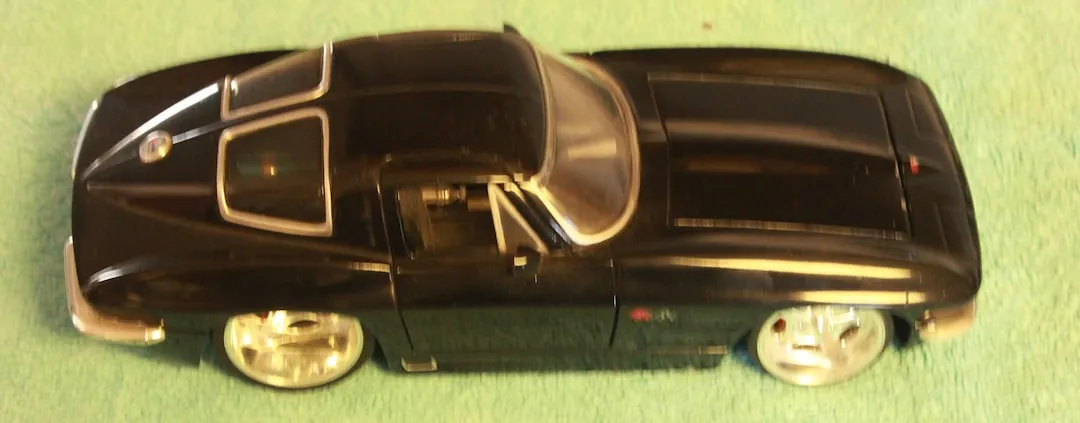 53250 2019 corvette diecast model 4