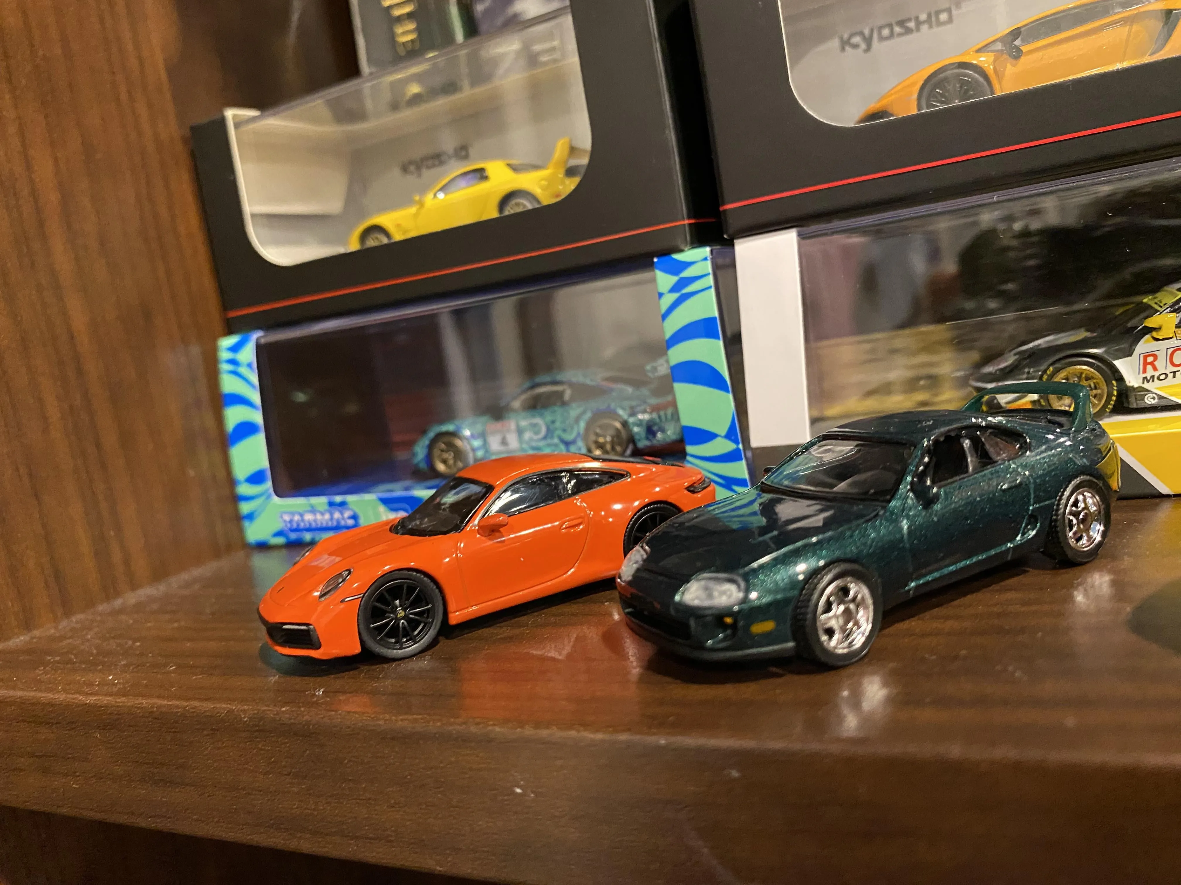 53275 diecast car display