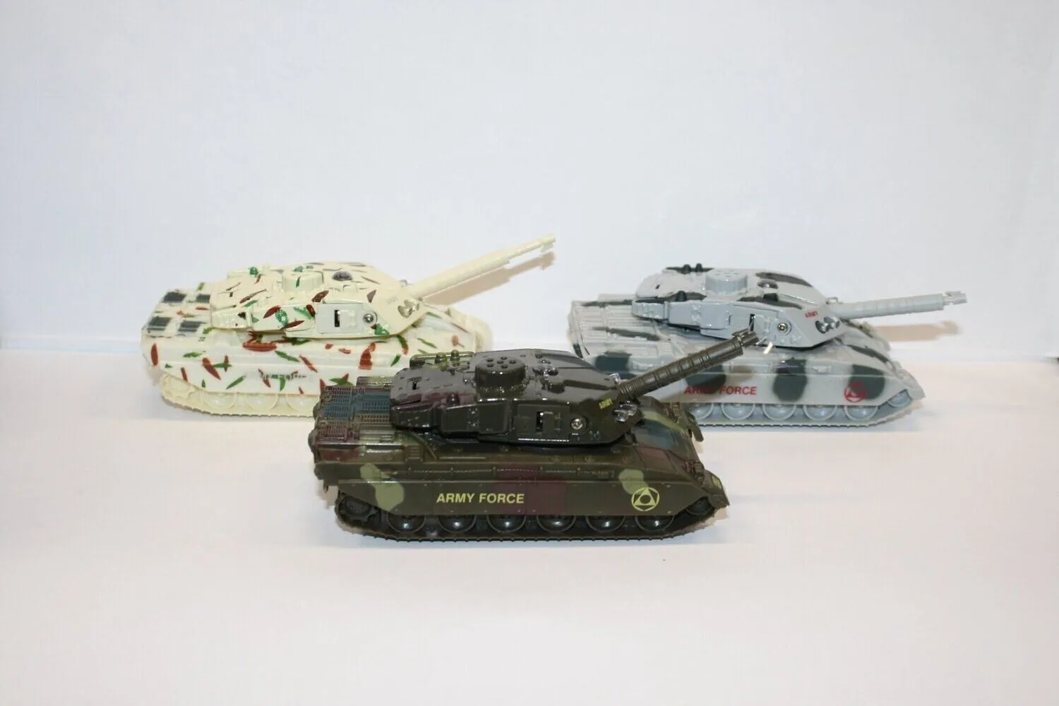 53295 diecast tank collectible overview