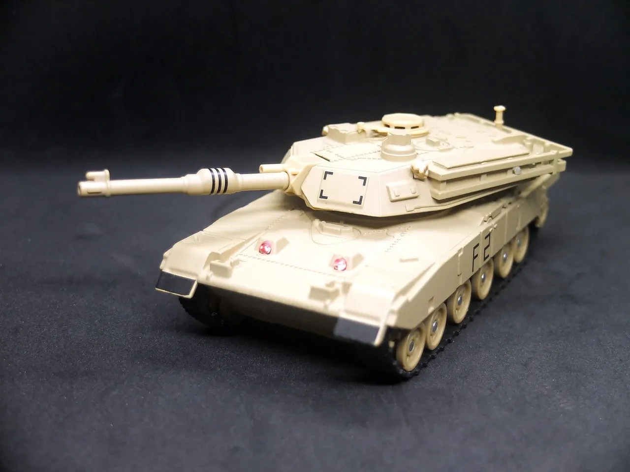 53295 diecast tank materials