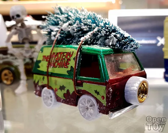 53297 diecast detailing close up