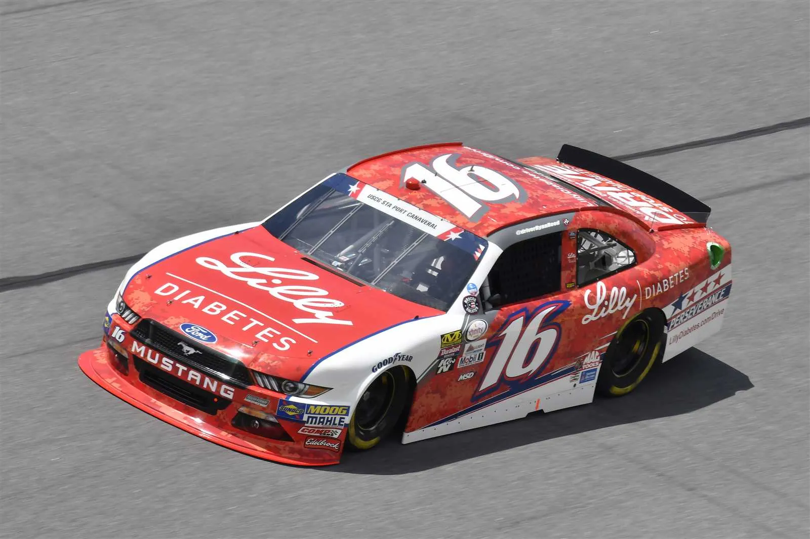 /img/53302-xfinity-diecast-car-club.webp