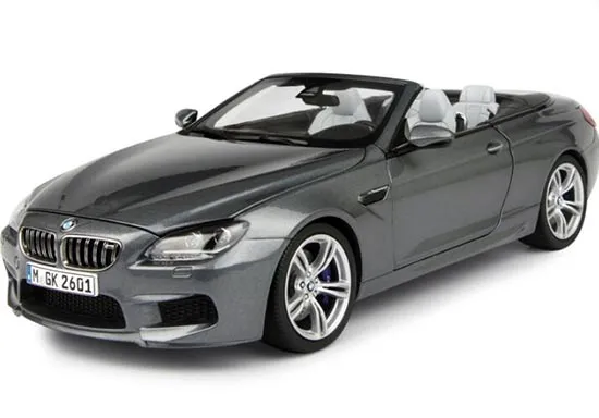 /img/53326-diecast-bmw-m6-display.webp