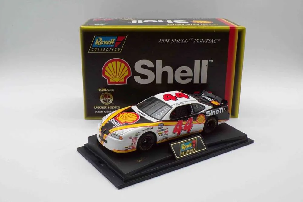 53348 displaying diecast collection