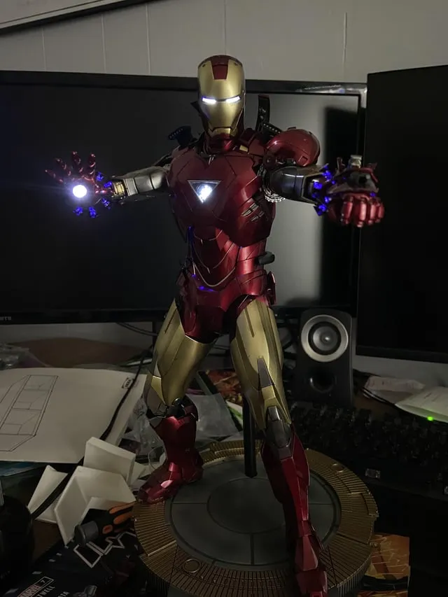 53368 hot toys mark vi diecast community